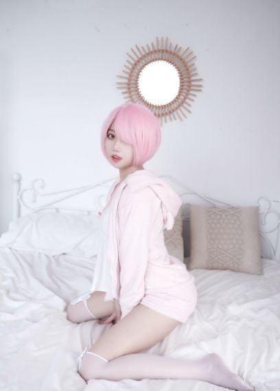 欧美运动风女图片_免VIP免费在线观看